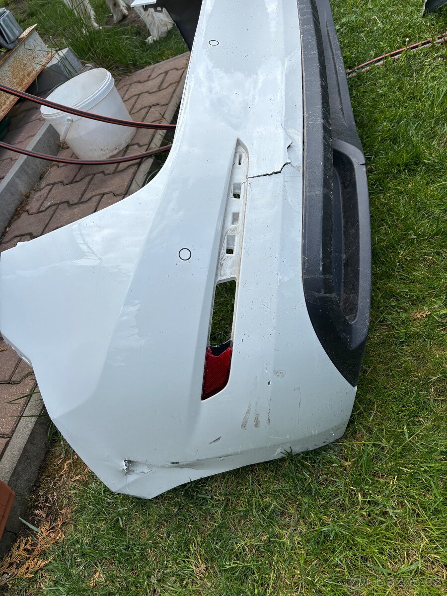 Škoda Scala nárazník, parkovací senzory, radar, mlhovky - 6