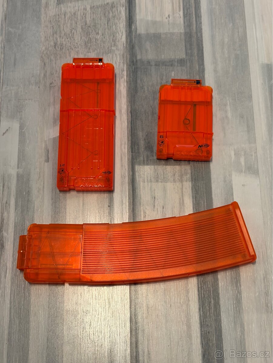 pistole NERF + příslušenství - 6