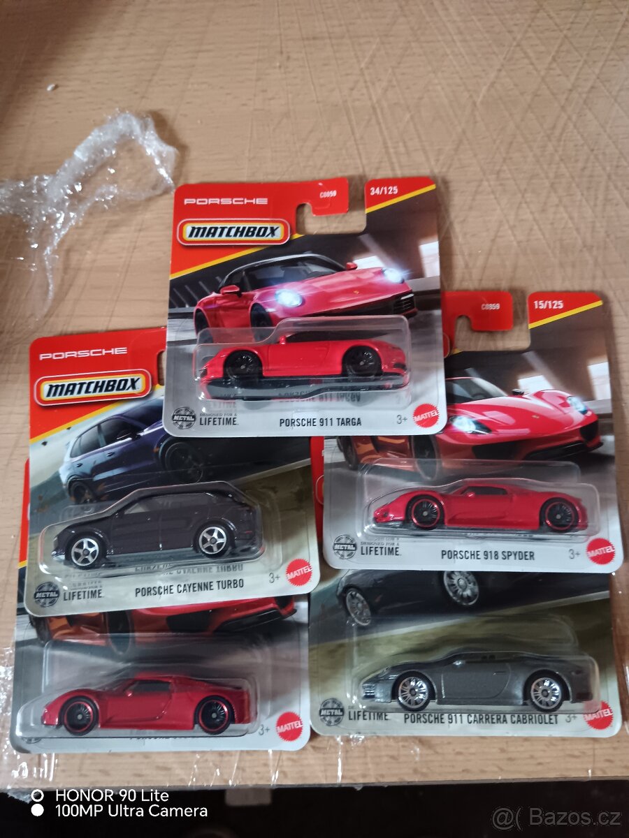 Autíčka Hot wheels a Matchbox - 6