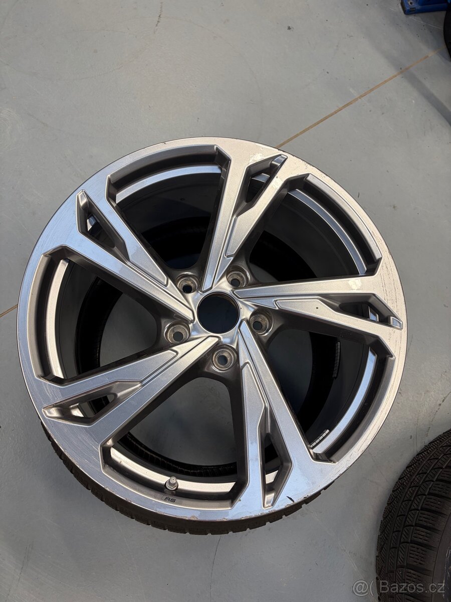 R20 AUDI E TRON GT RS 4X DISK - 6