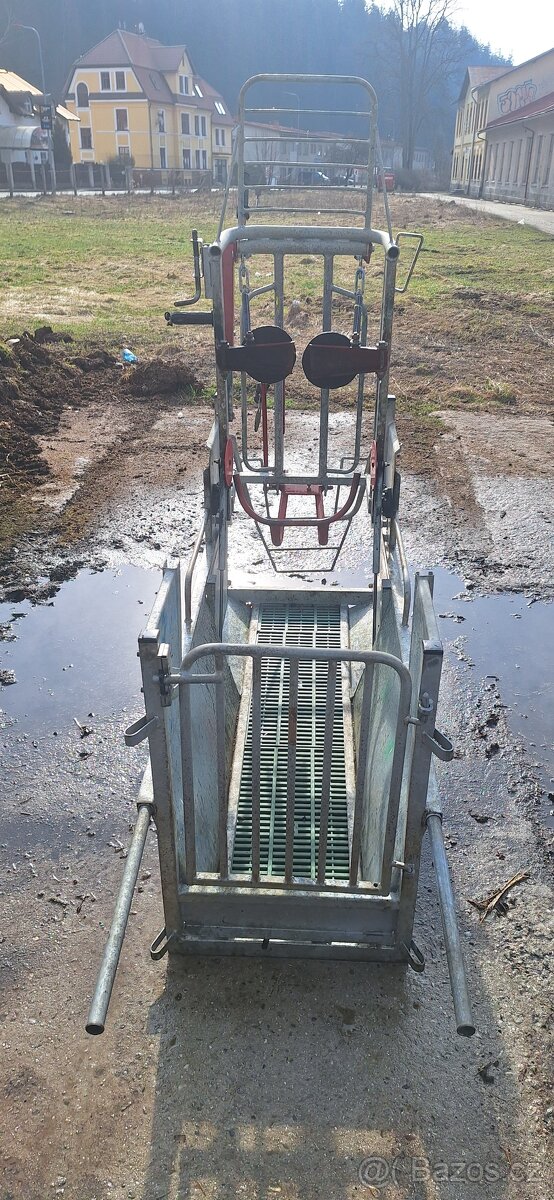 Paznechtářska klec pro ovce - 6