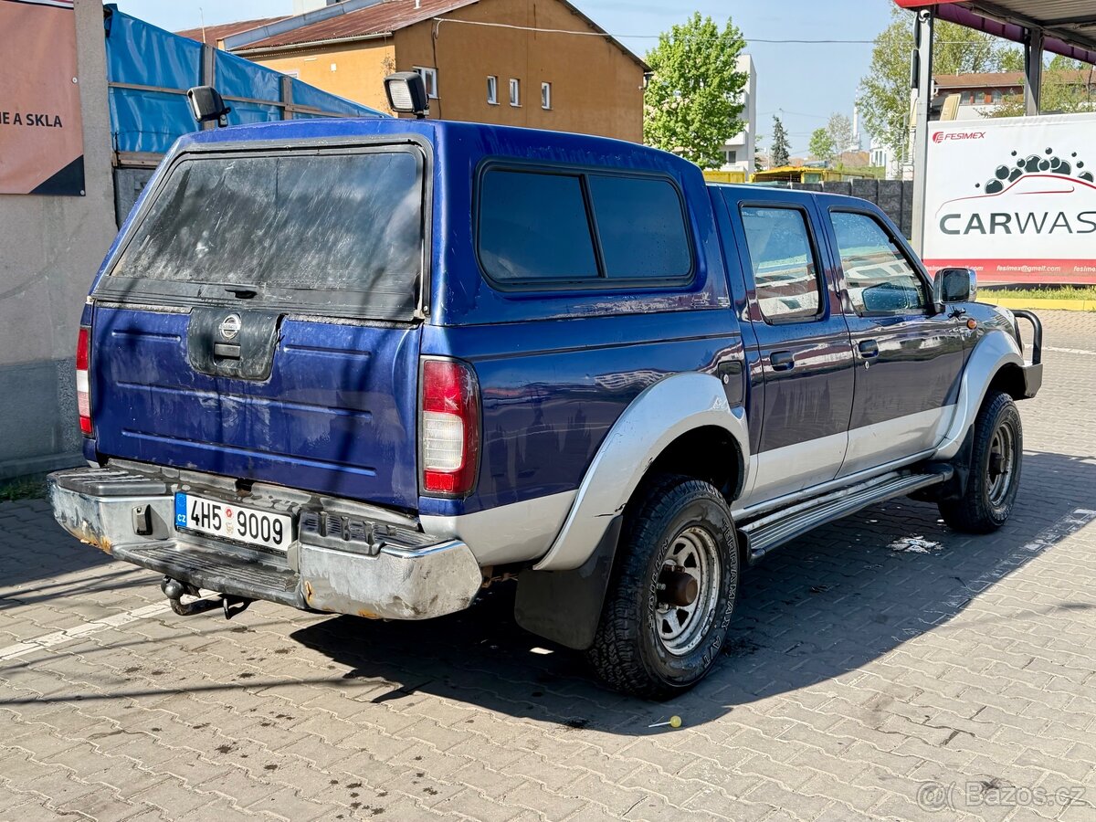 Nissan Navara 2.5D D22 - 6