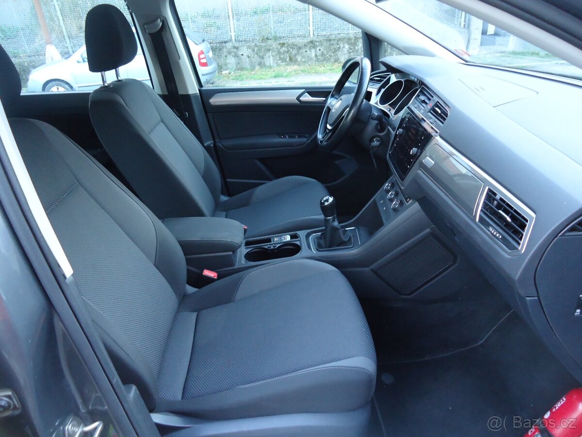 VW Touran 1,2 TSi 81 KW MODEL 2018 - 6