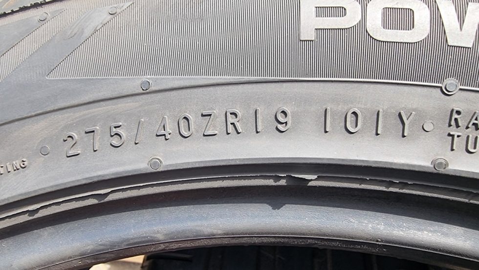 Letní pneu 275/40/19 Nokian - 6