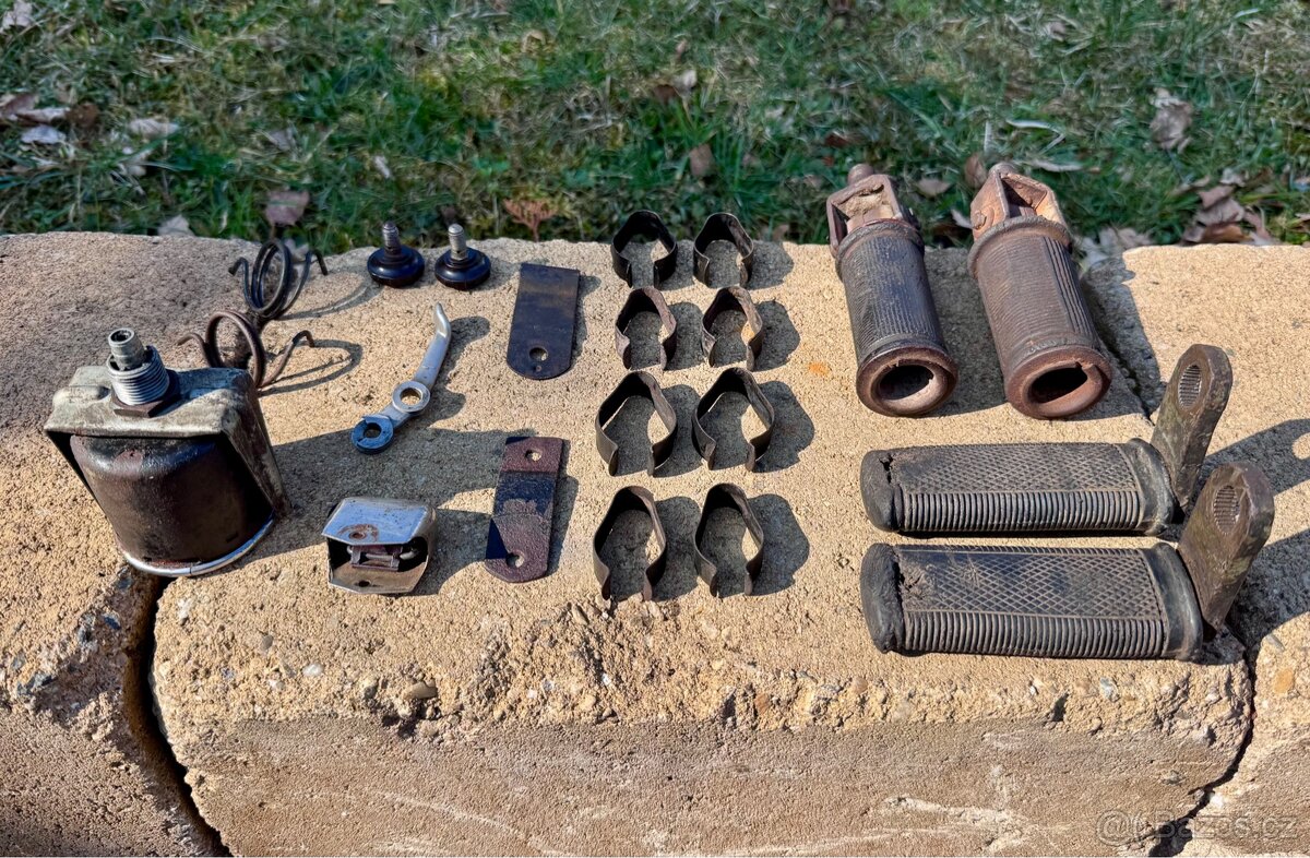 ČZ 125 B T 125 150 C - díly - 6