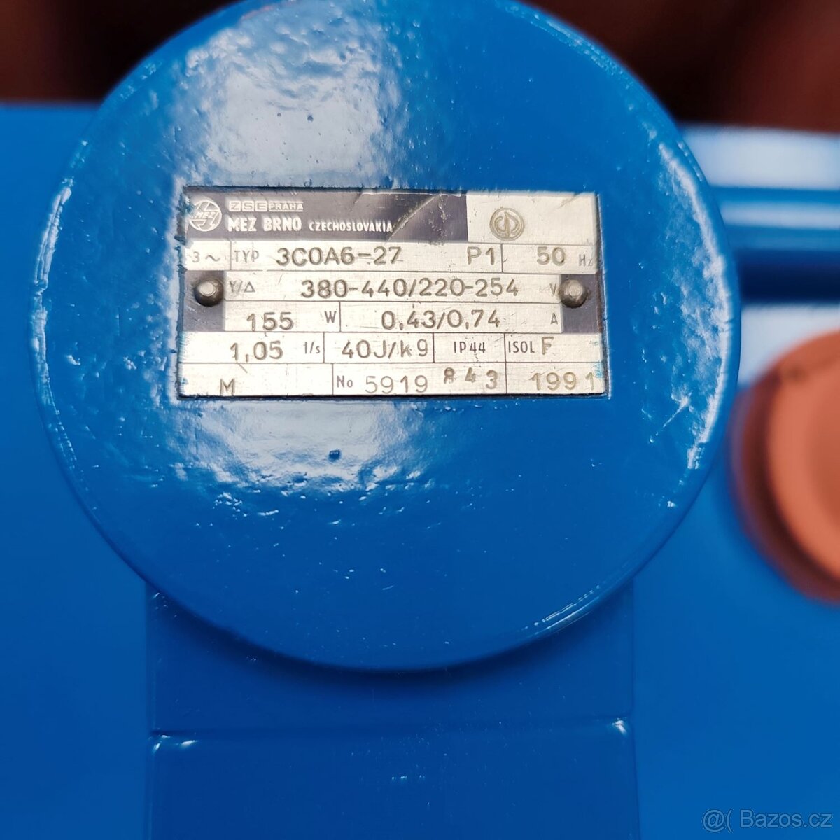 Vrtačka TOS VS 20-4 litinový stůl - 6