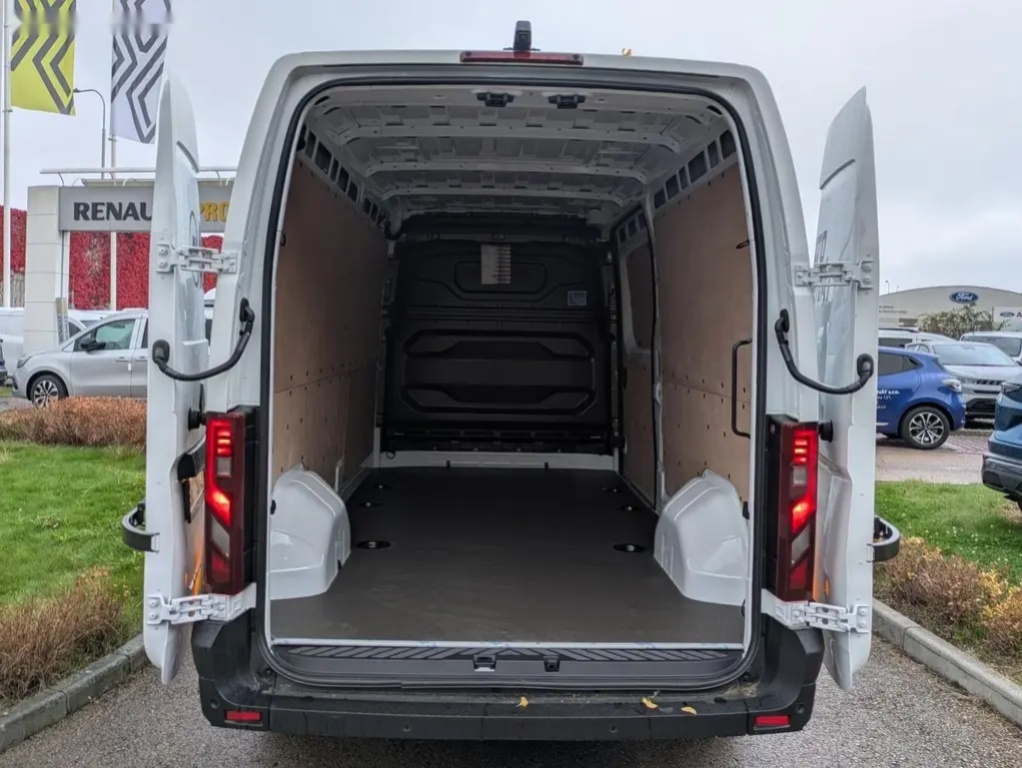 Renault Master, L3H2P3 Blue dCi 130 Extra - 6