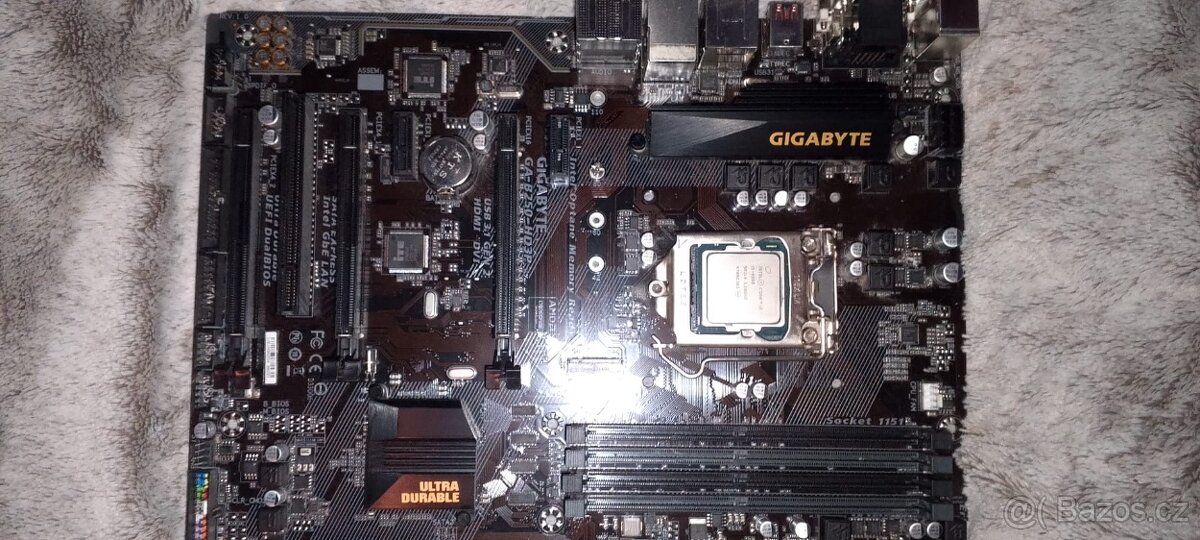 Gigabyte GA-B250-HD3P a Intel I5 6500 - 6
