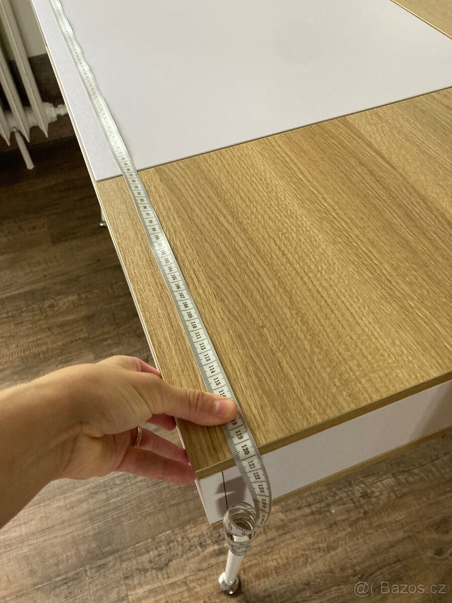 Pracovní stůl - 6