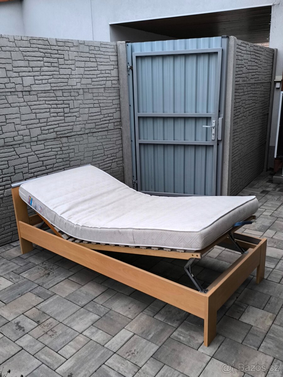 Prodám postel + Matrací 90cm x 200cm - 6