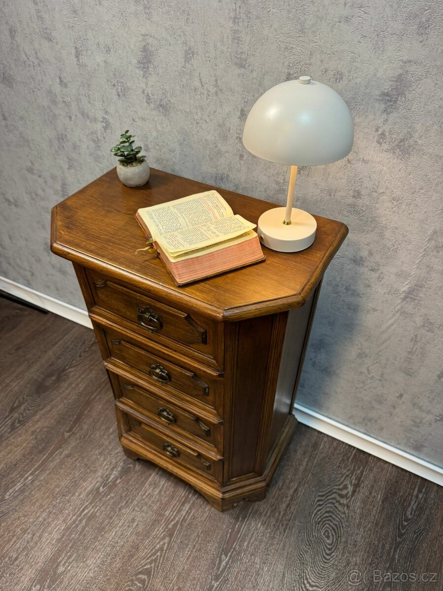 Robustní dubová komoda (140046) - 6