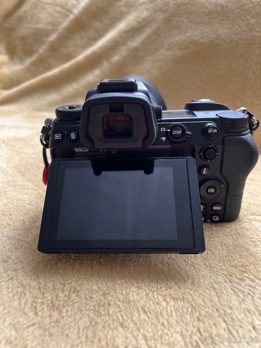 Nikon Z6 tělo + QXD karta - 6