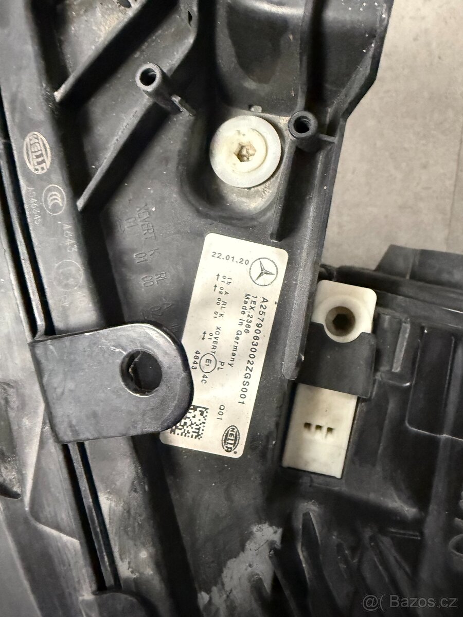 Přední světla - Mercedes CLS450 - 6