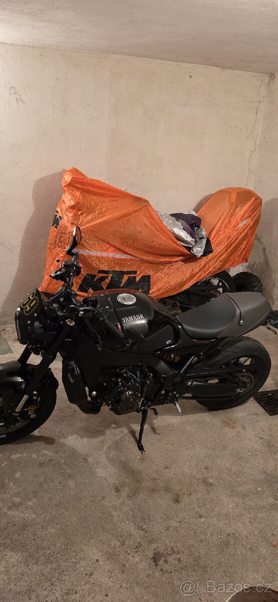 YAMAHA XSR 900 SP - 6