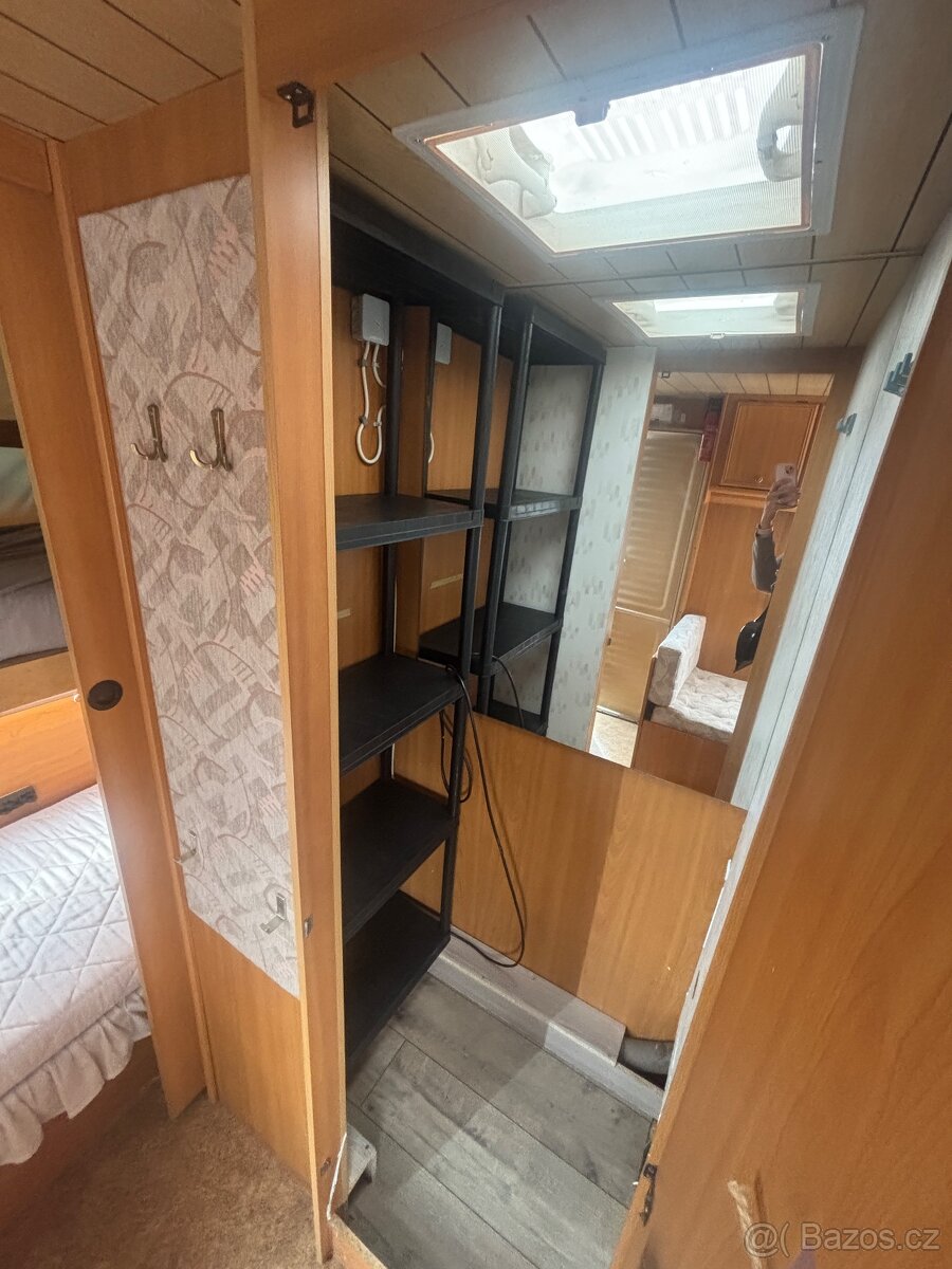 Karavan palandy,predstan - 6