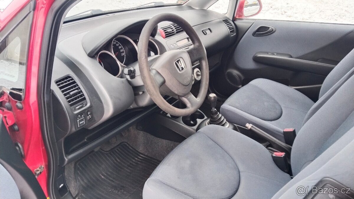 honda jazz 1,2 - 6