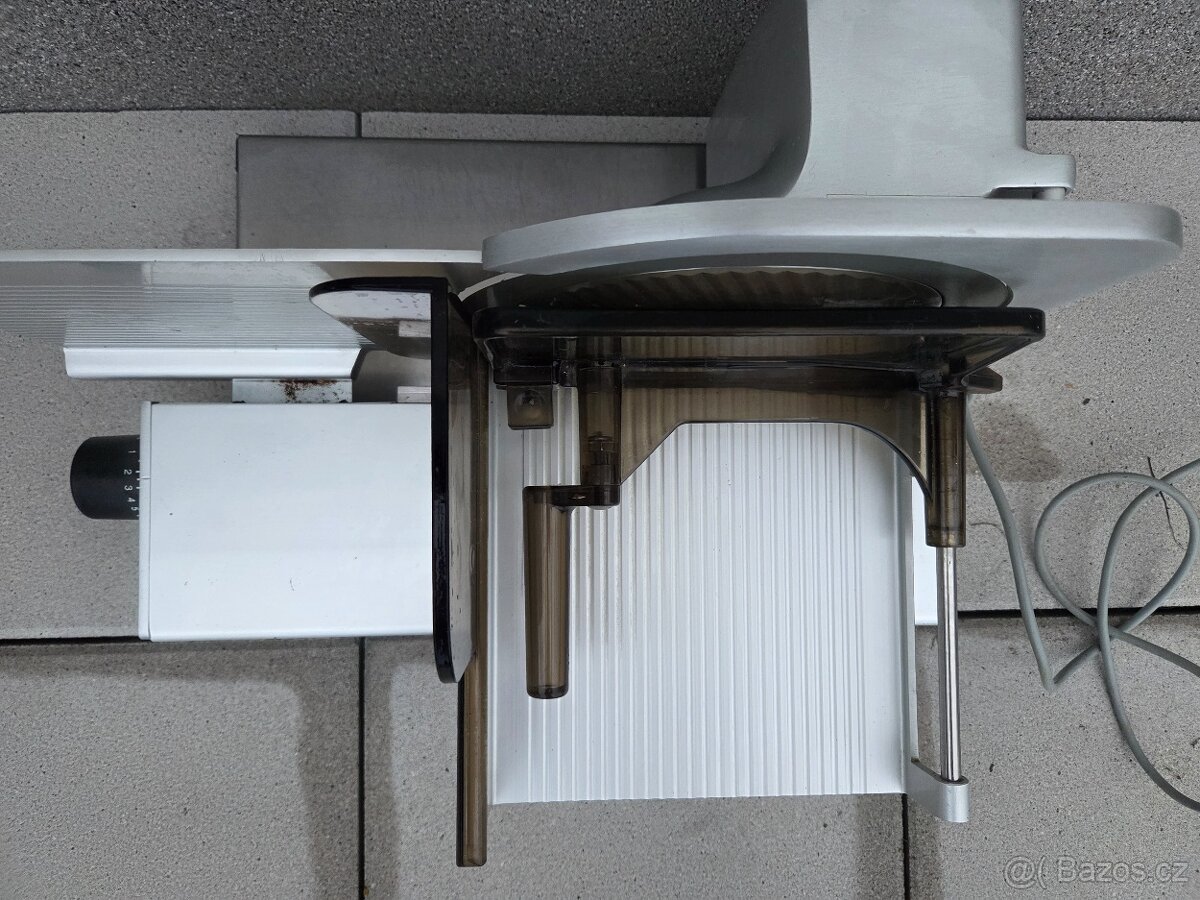 Nářezový stroj GRAEF - 6