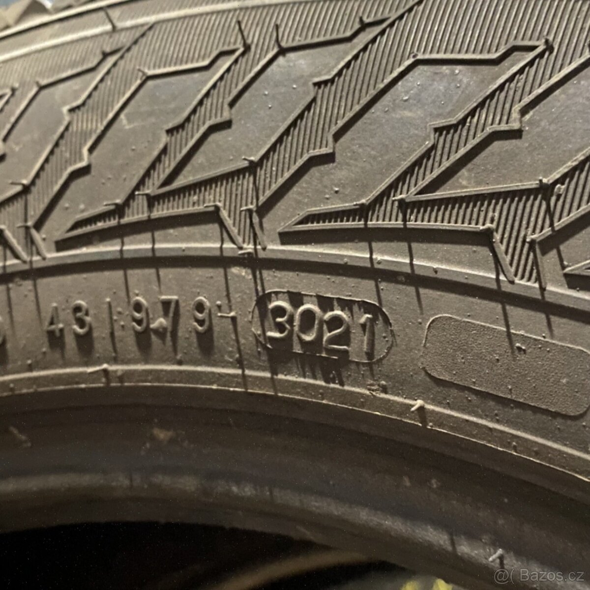 Zimní pneu 205/65 R16C 107/105T Nokian 7mm - 6