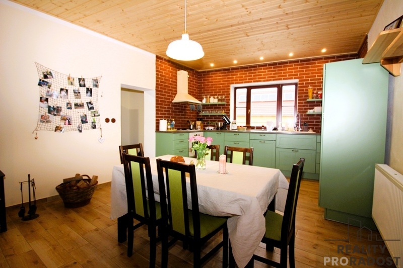 Prodej rodinného domu v Práčích - 6