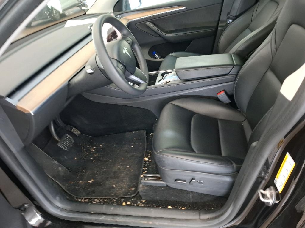 Tesla Model Y RWD - 1857 - 6