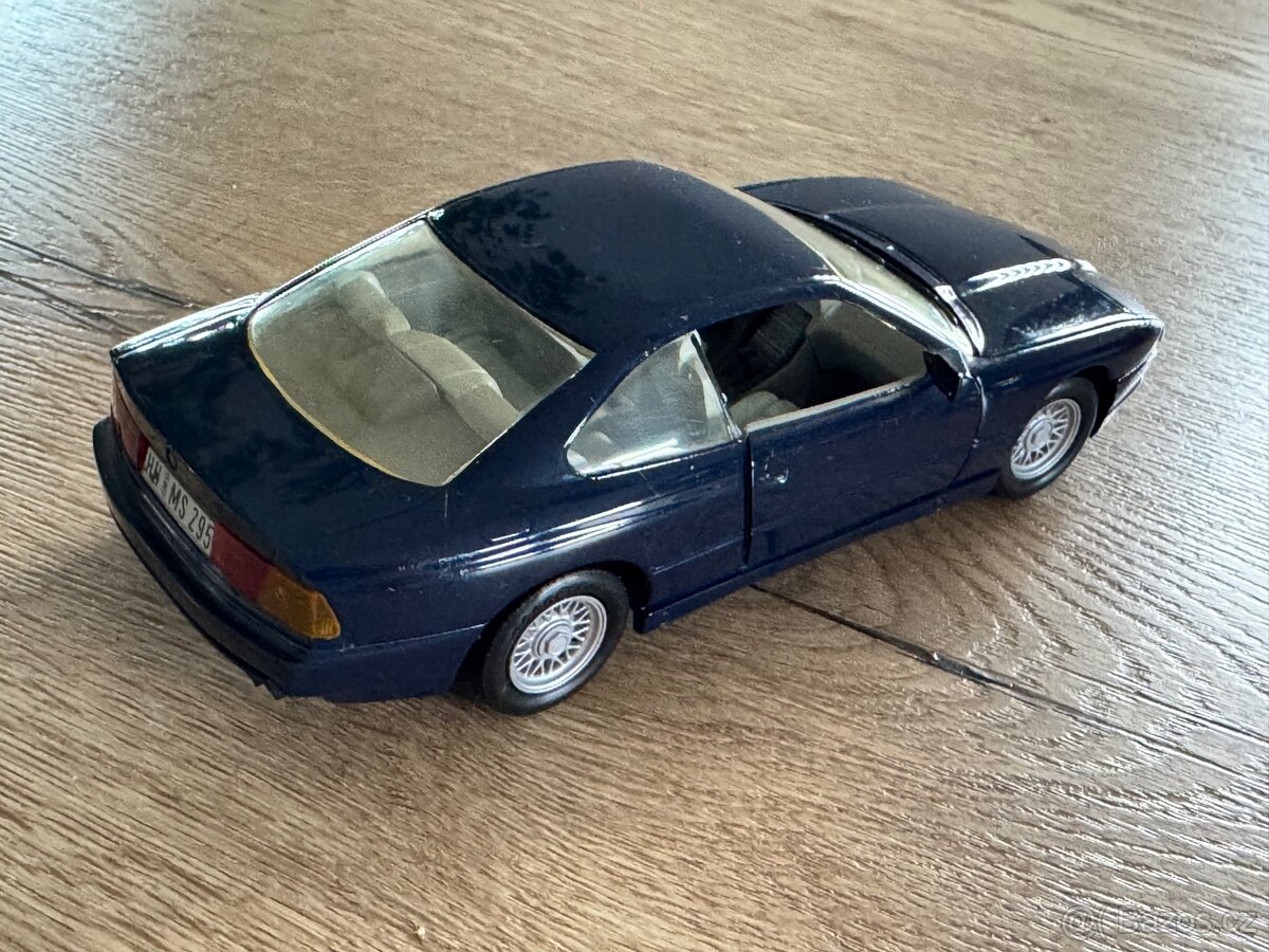 Modely aut různé 1:24 - 6