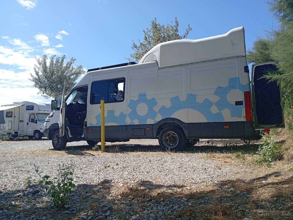 Iveco Daily 3.0 Obitova dodavka - 6
