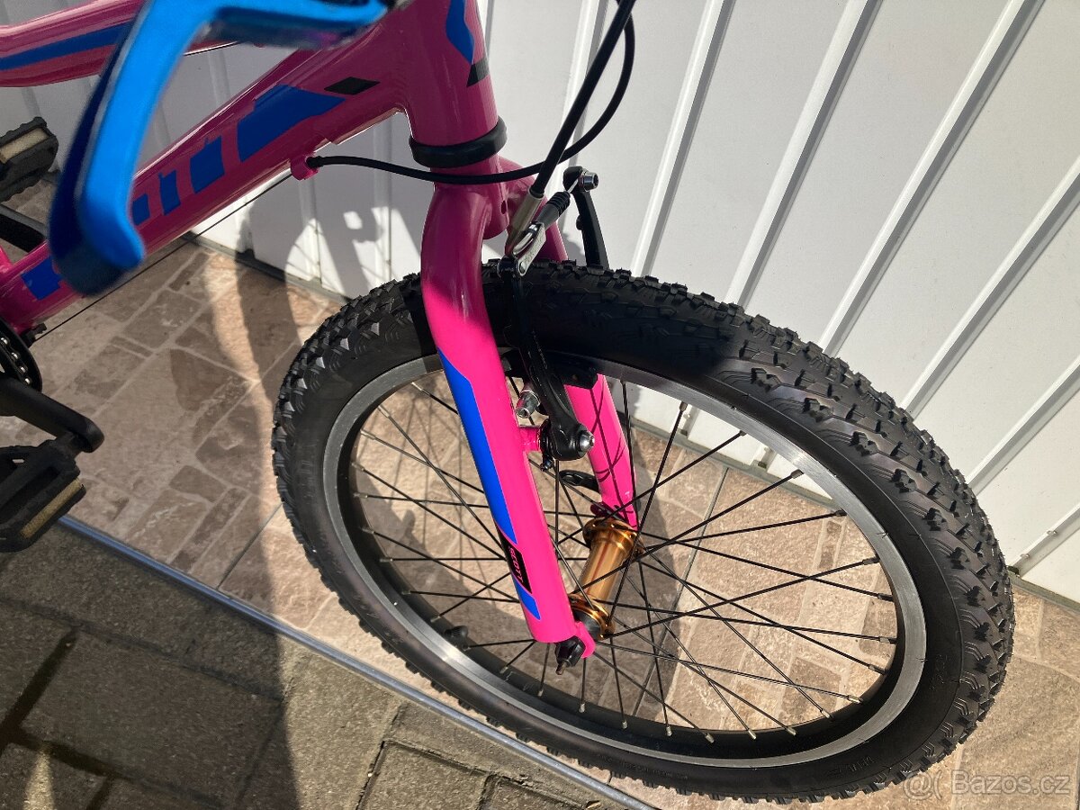 DĚTSKÉ KOLO 20 - 6