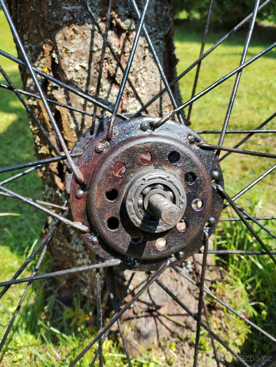 Prodám originální patinové kolo ČZ 98 ccm + brzda - 6