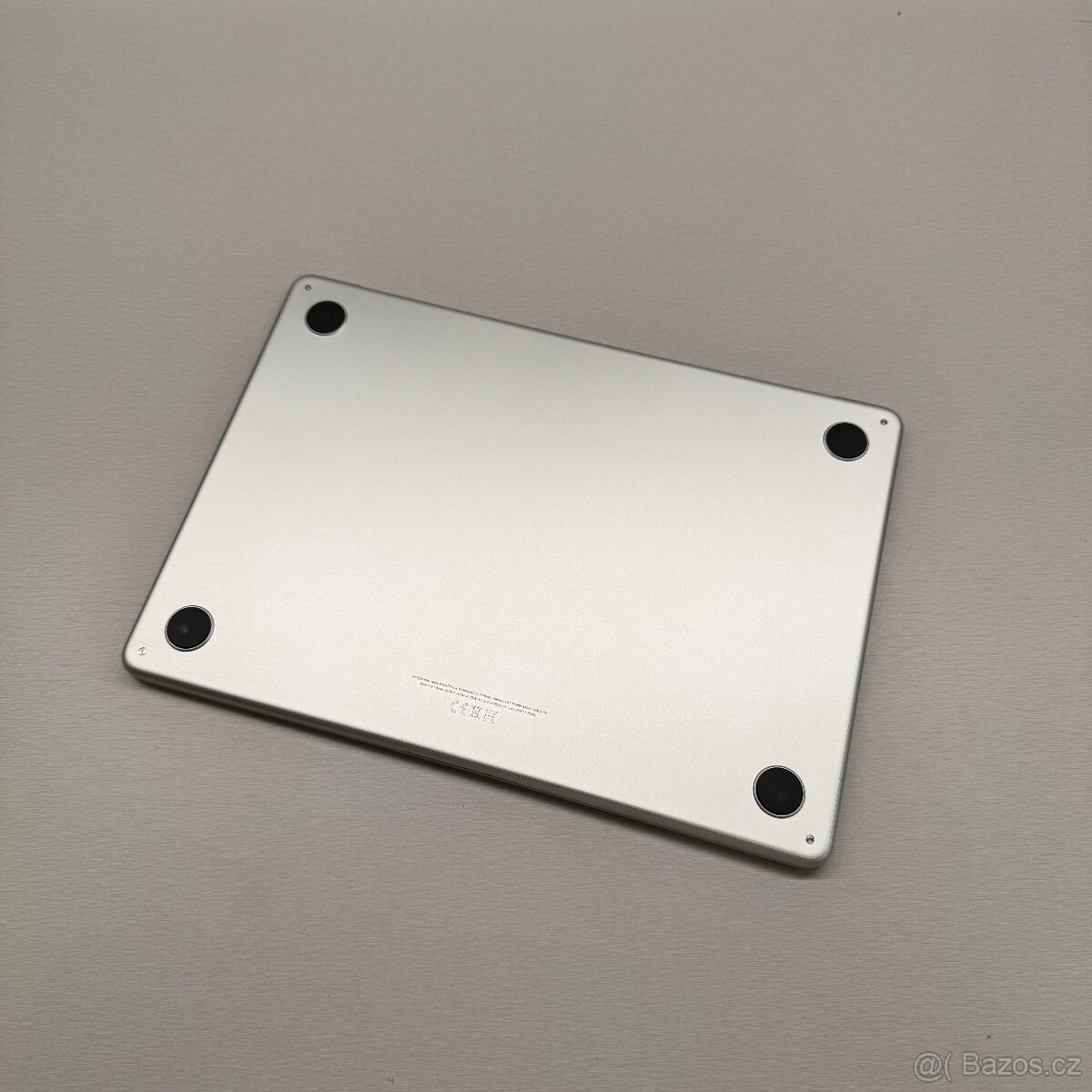 ZÁNOVNÍ MACBOOK AIR 13” M2/256GB/8GB/BATERIE 100% - 6