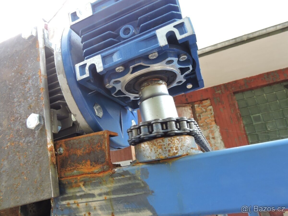 Kmenová pásová pila. - 6