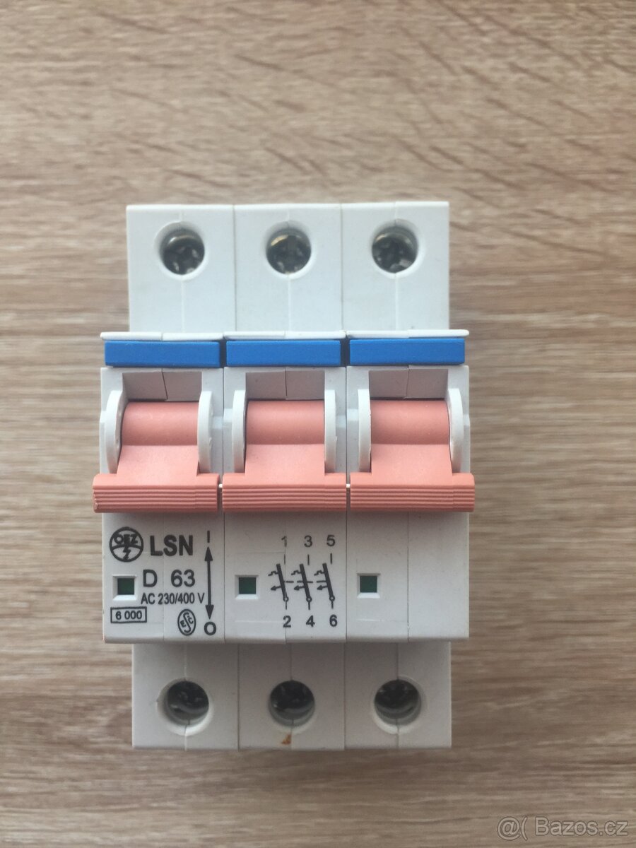 Prodám jističe, hlavní vypínače a koncové spínače - 6