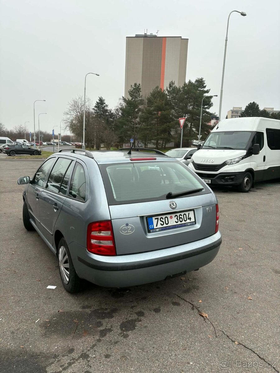 Pronájem auta Škoda Fabia - 6