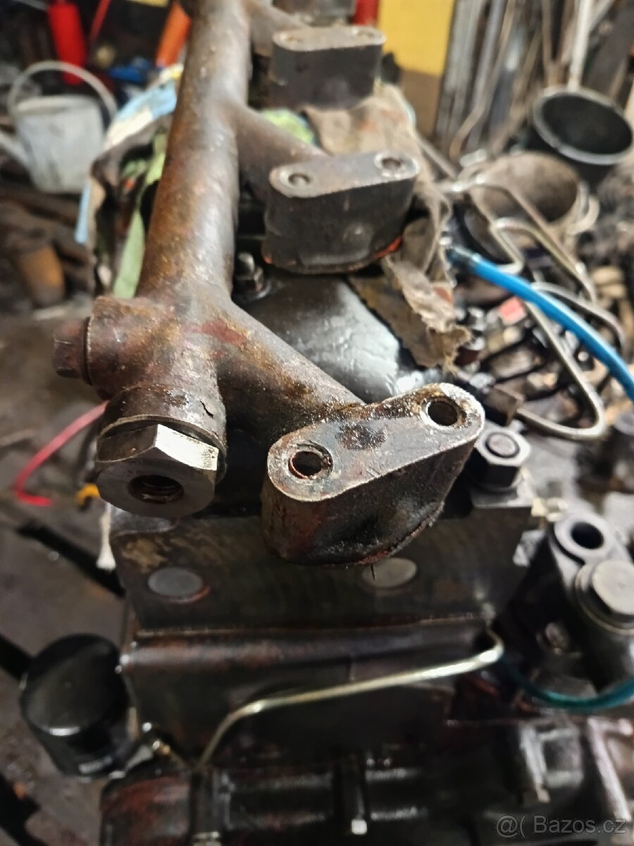 Prodám vodní potrubí Zetor Major - 6