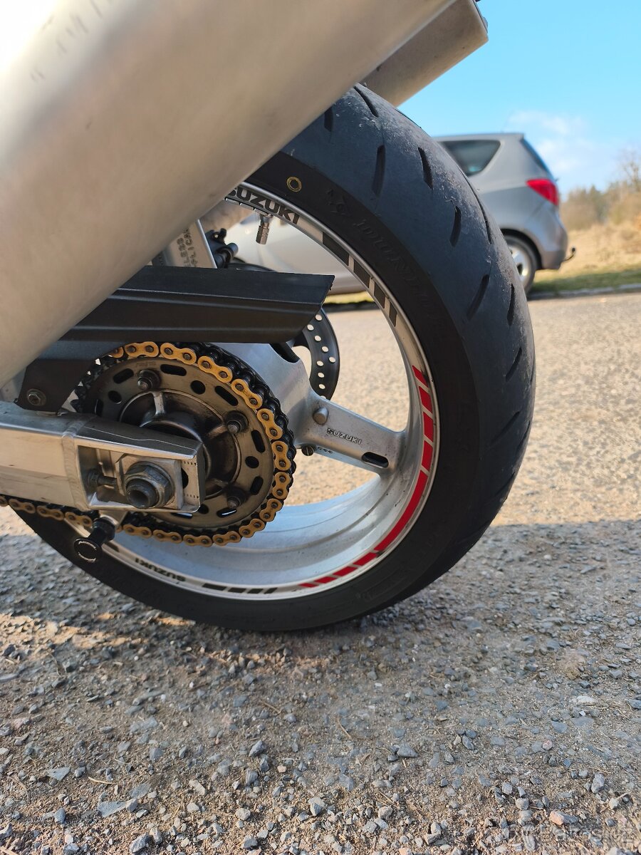 Suzuki SV 1000s - 6