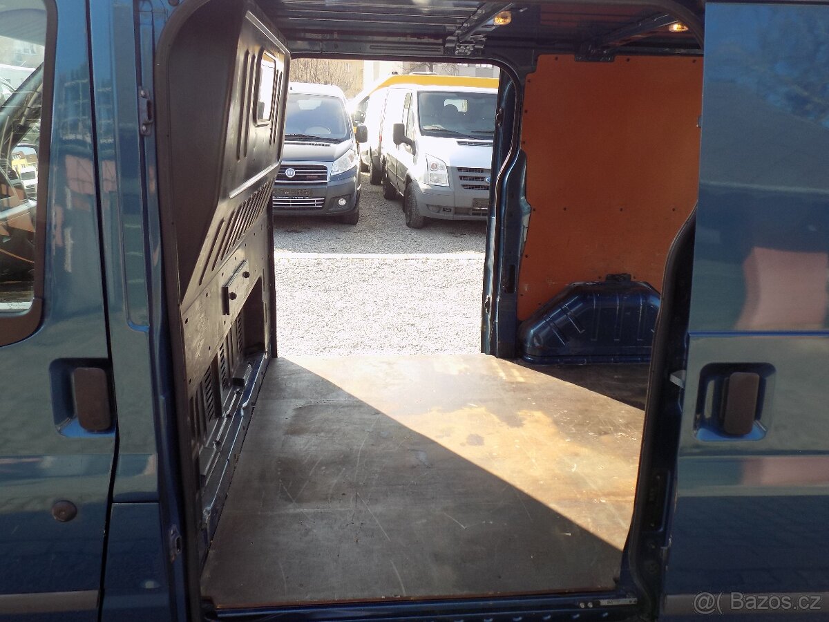 Ford Transit 2.2 TDCI 85 KW SWB 260 - 6