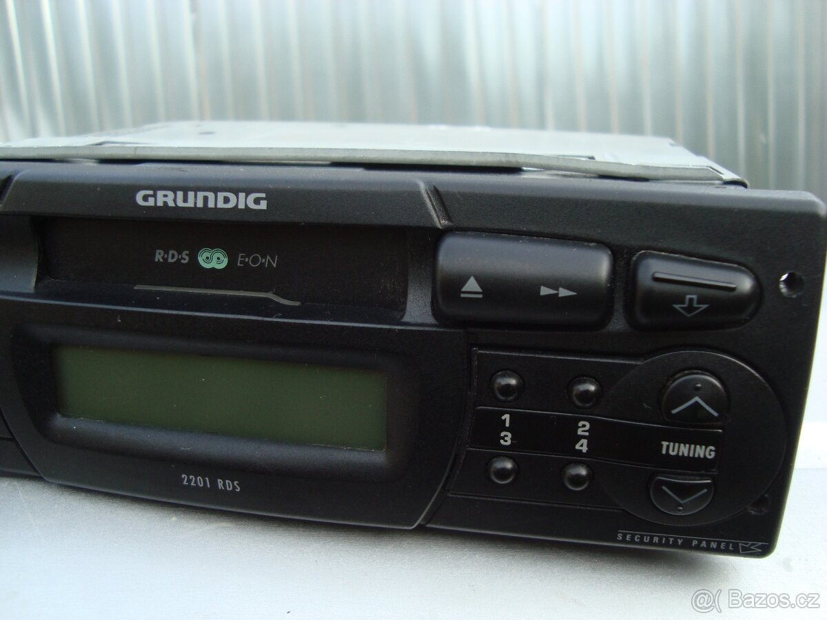 Retro autorádio Grundig - 6