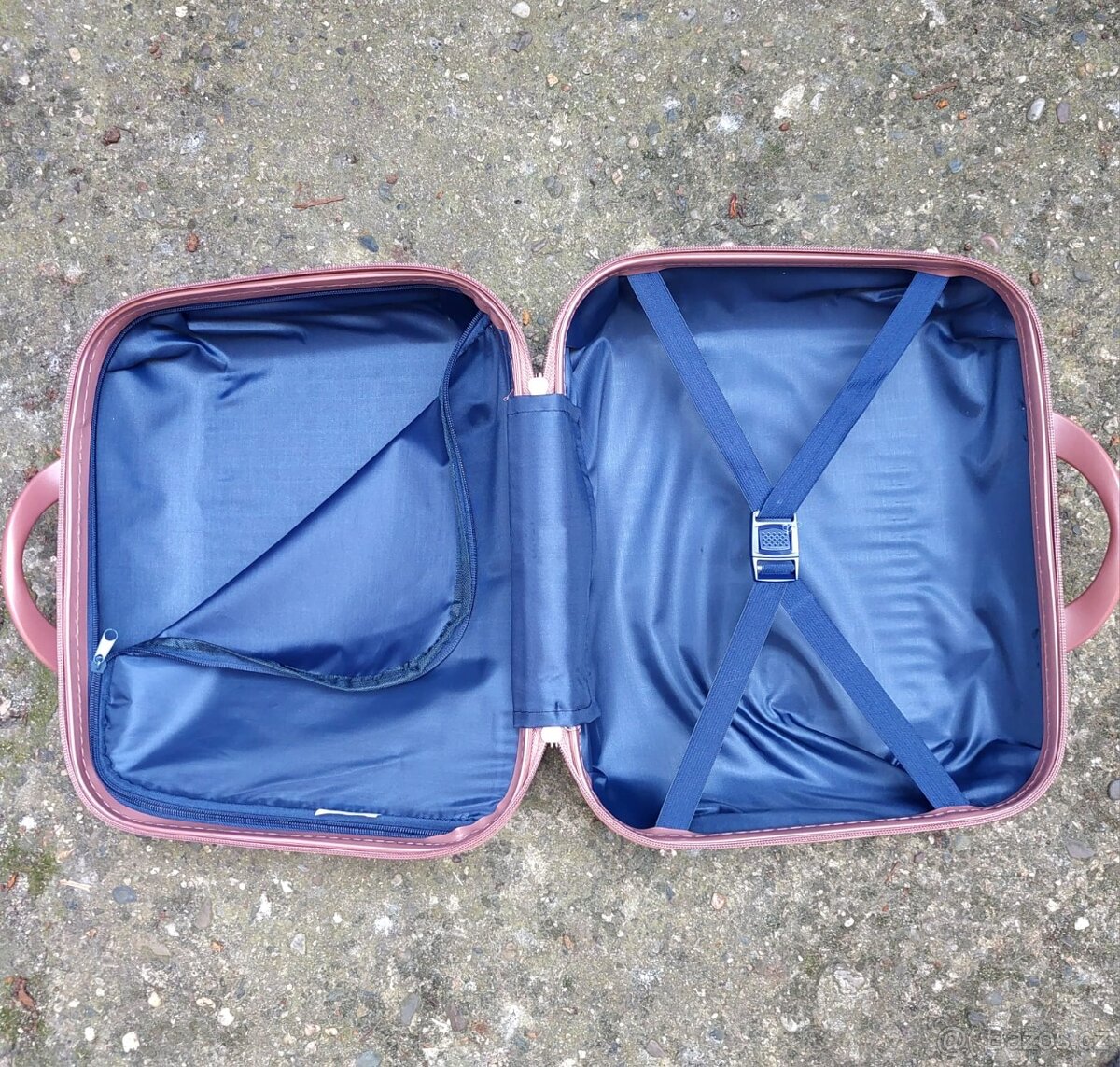 Pevné a odlehčené kufry - 6