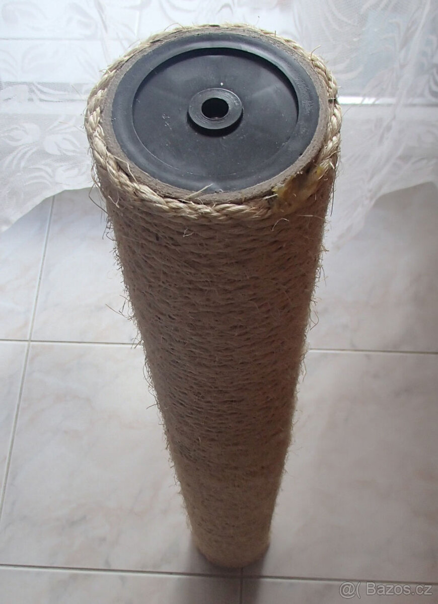 Pro kočičky: síť na lodžii, sloupek sisal, hřebeny, nůžky... - 6