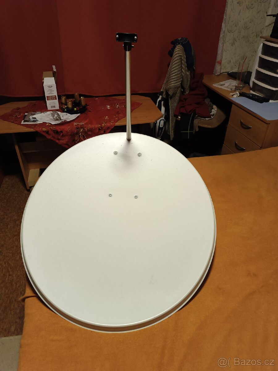 Satelitní parabola 80cm - 6