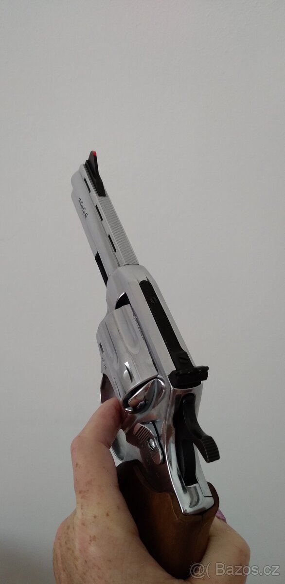 Revolver Holek Brno 241 - 6
