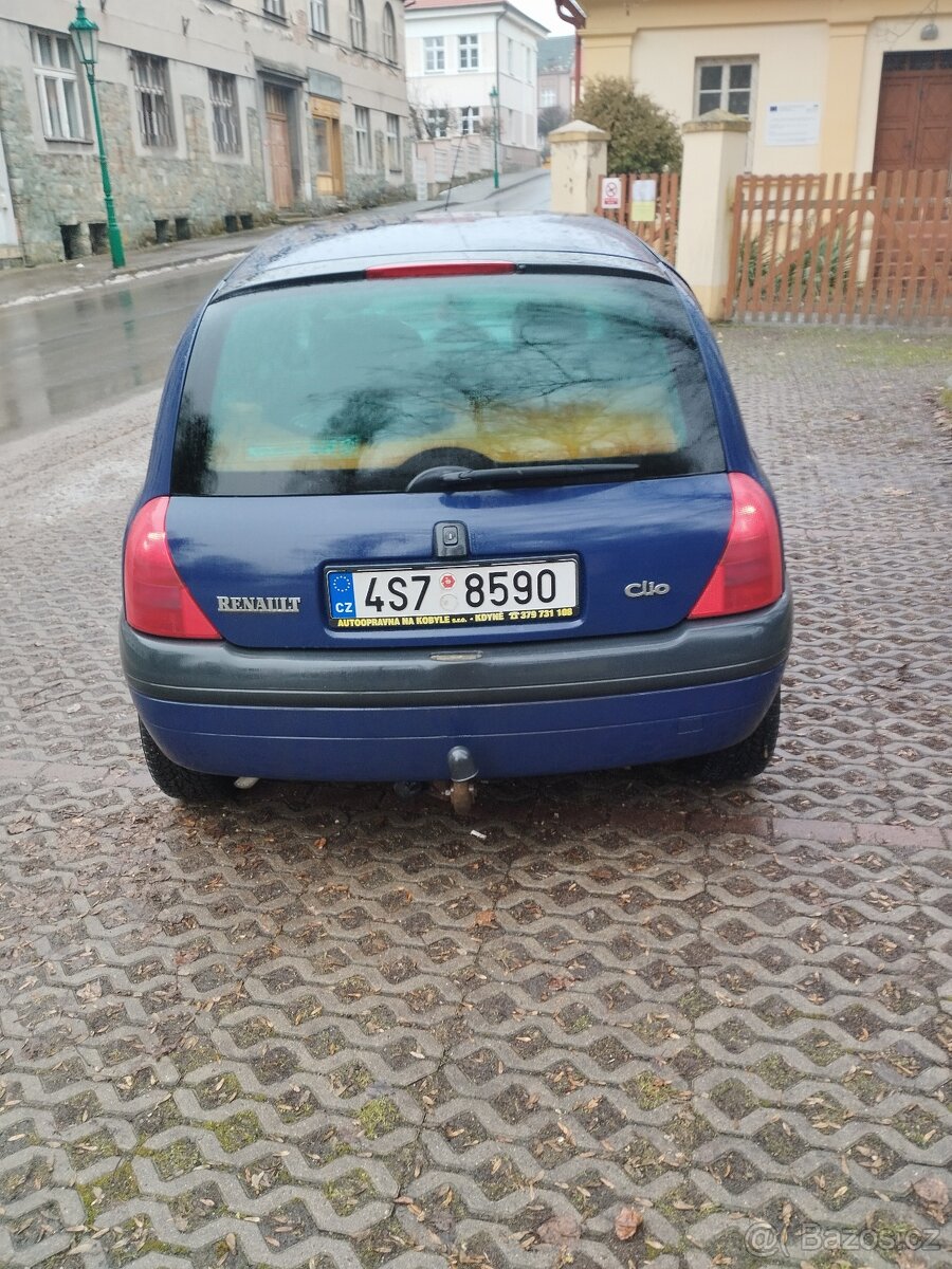 Prodám Renault Clio 1,2 benzín - 6