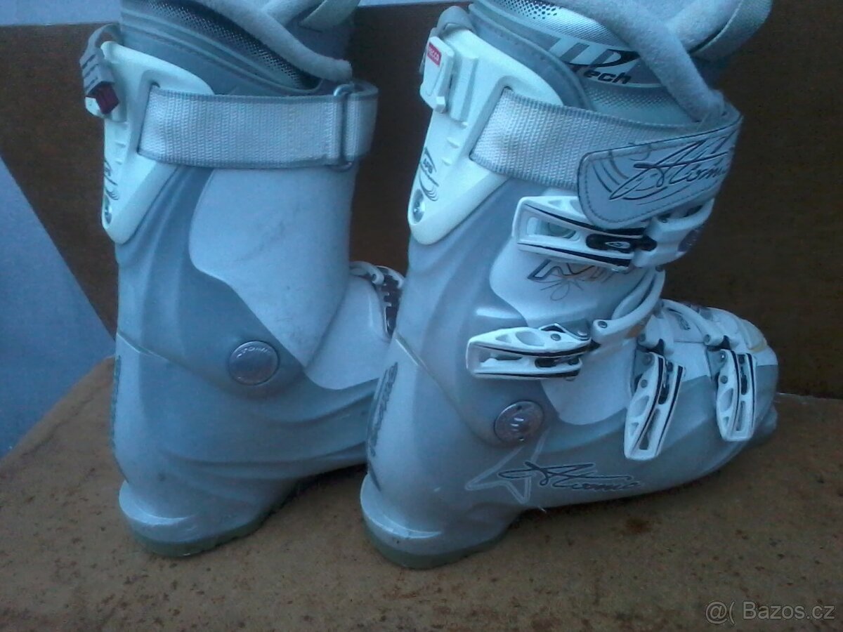 Lyžáky Atomic dámské 25,5 - 6