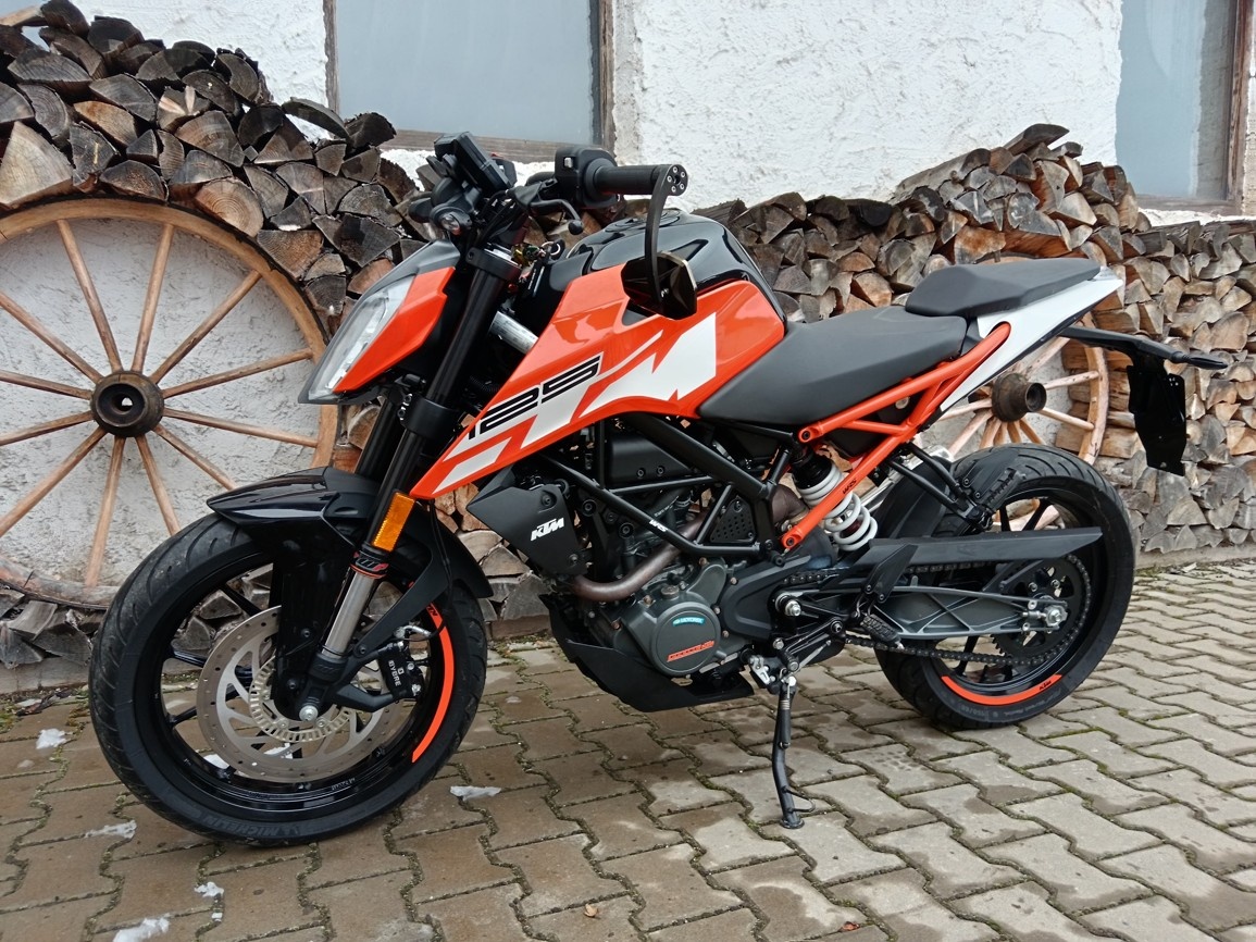 KTM 125 DUKE - 6
