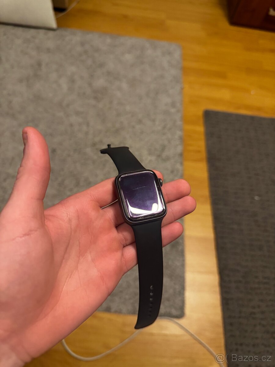 Apple Watch Series 7 - 6