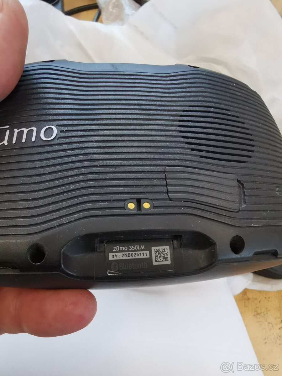 Navigace Garmin ZÜMO 350LM s držákem Touratech - 6