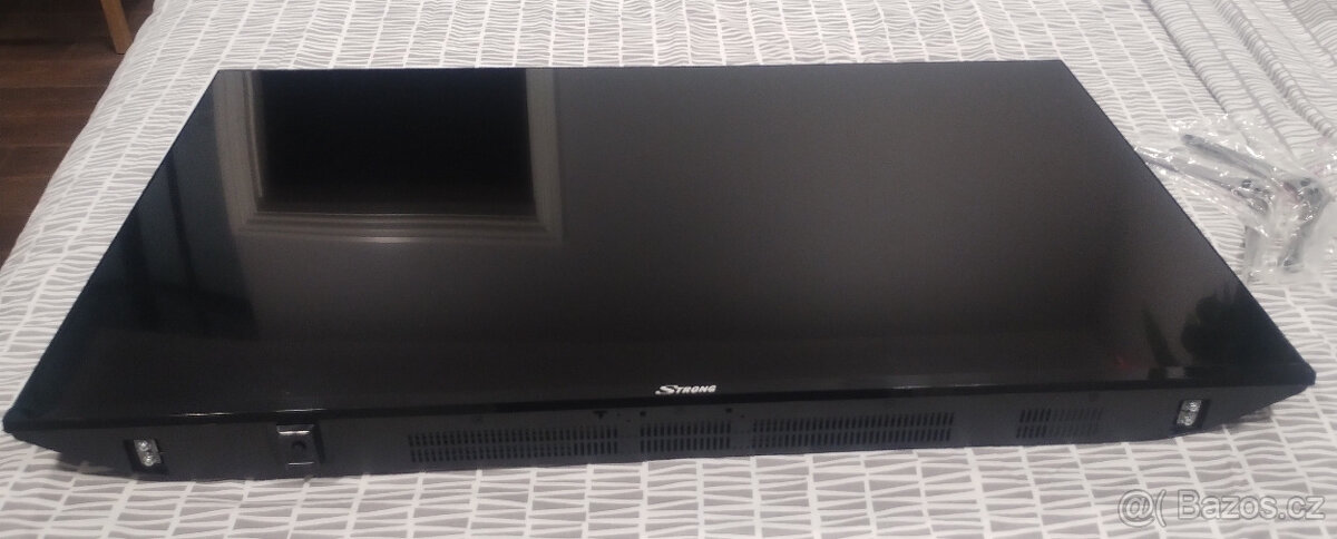 Televize Strong SRT43UC6433 - 6