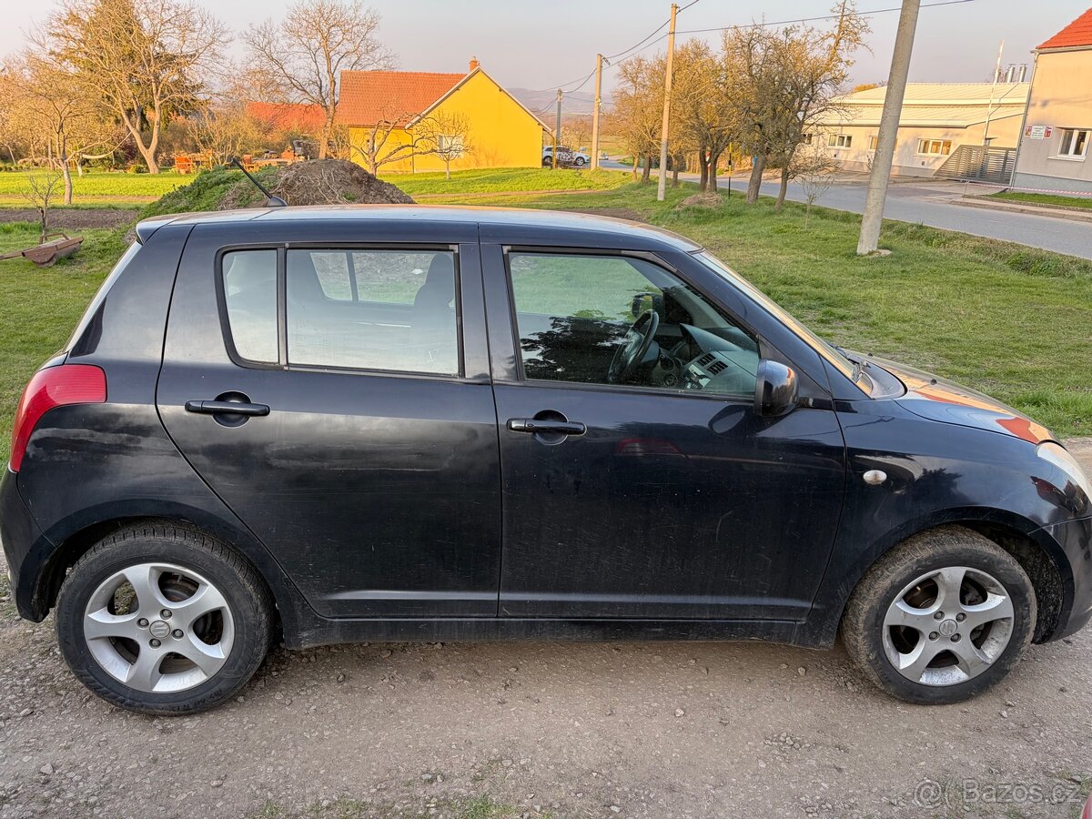Prodám Suzuki Swift 1.3 68kw - 6