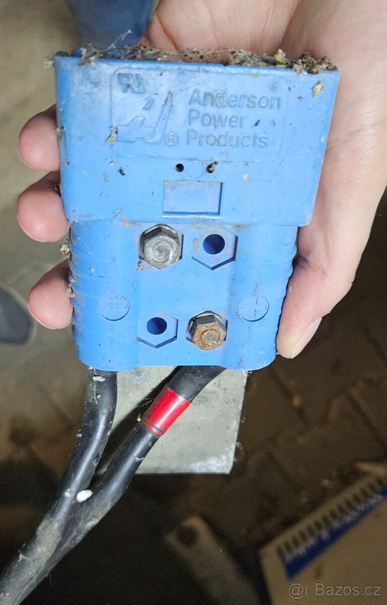 Nabíječka VZV 48V 100A - 6