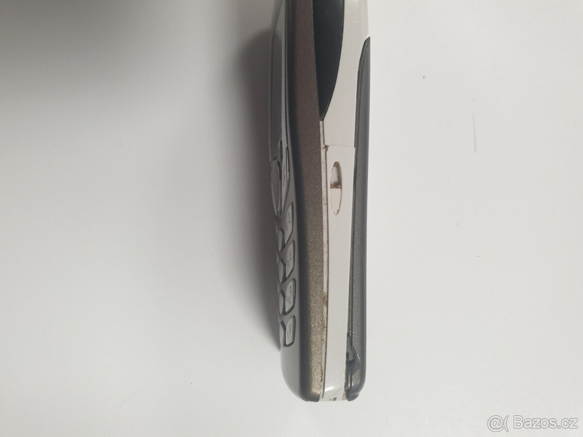 Nokia 6100 - 6