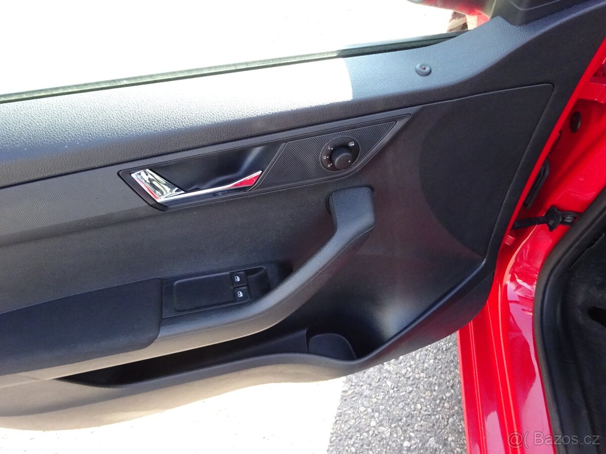 Škoda Fabia 1.2 TSI Combi r.v.2016 (66 KW) serviska - 6